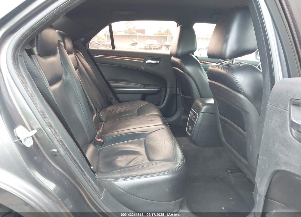 2014 CHRYSLER 300 VIN: 2C3CCAAG9EH382719