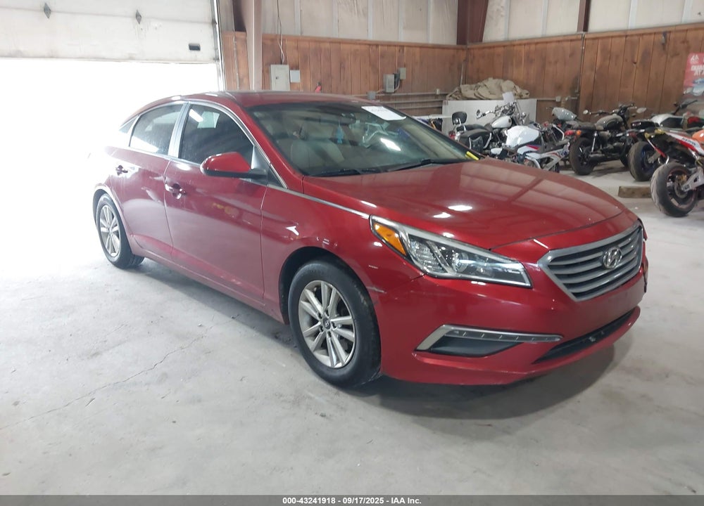 2015 HYUNDAI SONATA SE VIN: 5NPE24AF2FH156143
