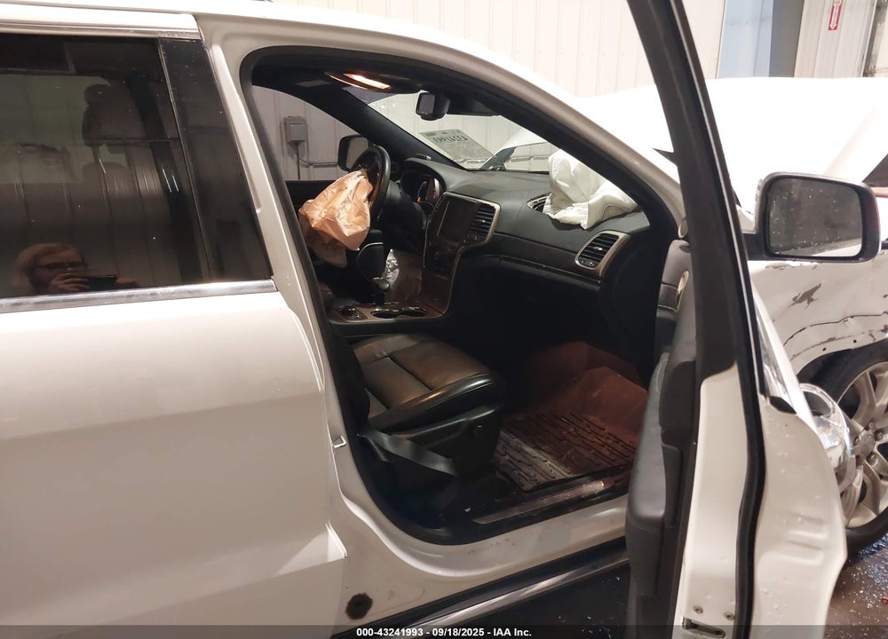 2014 JEEP GRAND CHEROKEE SUMMIT VIN: 1C4RJFJT7EC249398