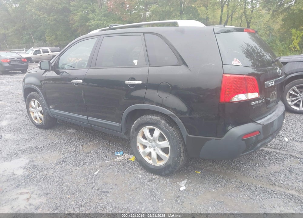 2012 KIA SORENTO LX V6 VIN: 5XYKTDA23CG283550