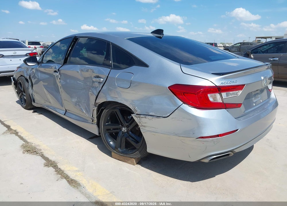 2022 HONDA ACCORD VIN: 1HGCV1F4XNA085690
