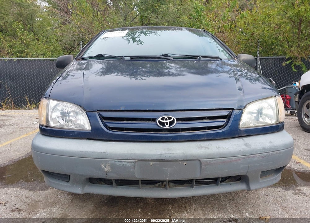 2001 TOYOTA SIENNA LE VIN: 4T3ZF13C61U398944