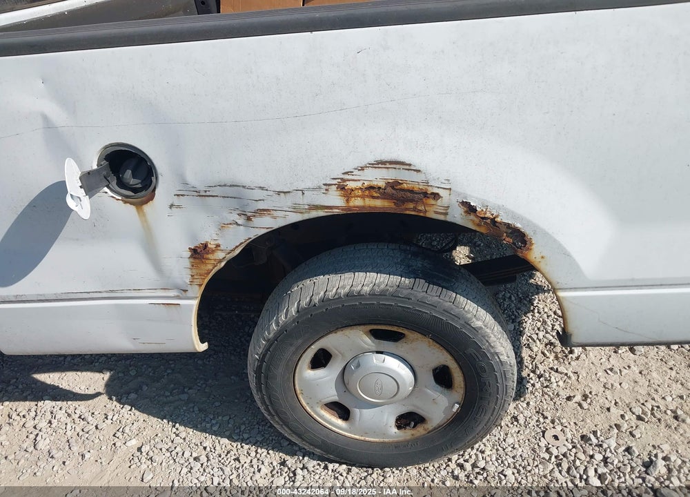 2005 FORD F-150 STX/XL/XLT VIN: 1FTRX12W75FB36043