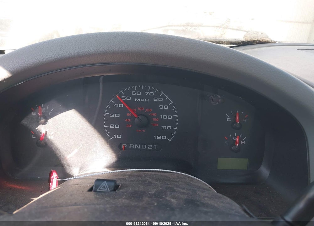 2005 FORD F-150 STX/XL/XLT VIN: 1FTRX12W75FB36043