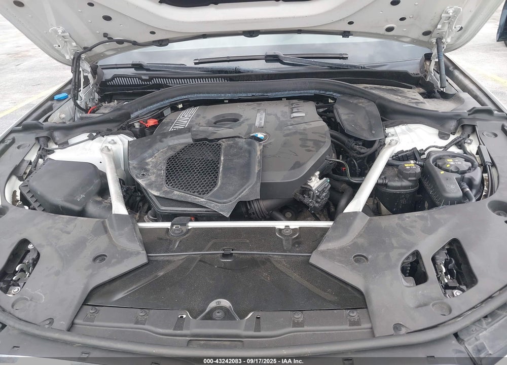 2019 BMW 5 SERIES VIN: WBAJA5C57KWW14580