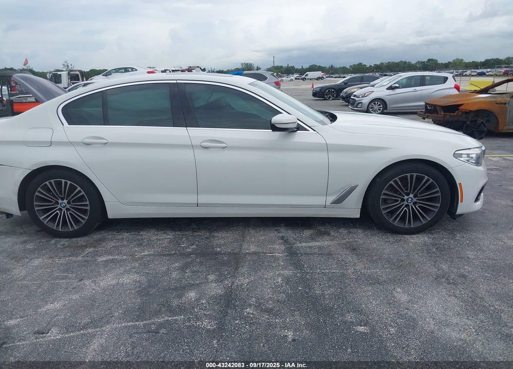 2019 BMW 5 SERIES VIN: WBAJA5C57KWW14580