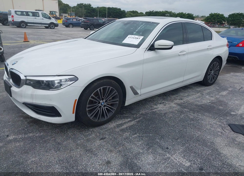 2019 BMW 5 SERIES VIN: WBAJA5C57KWW14580