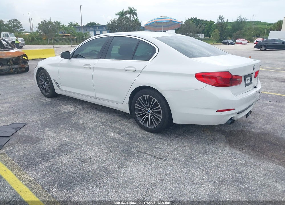 2019 BMW 5 SERIES VIN: WBAJA5C57KWW14580