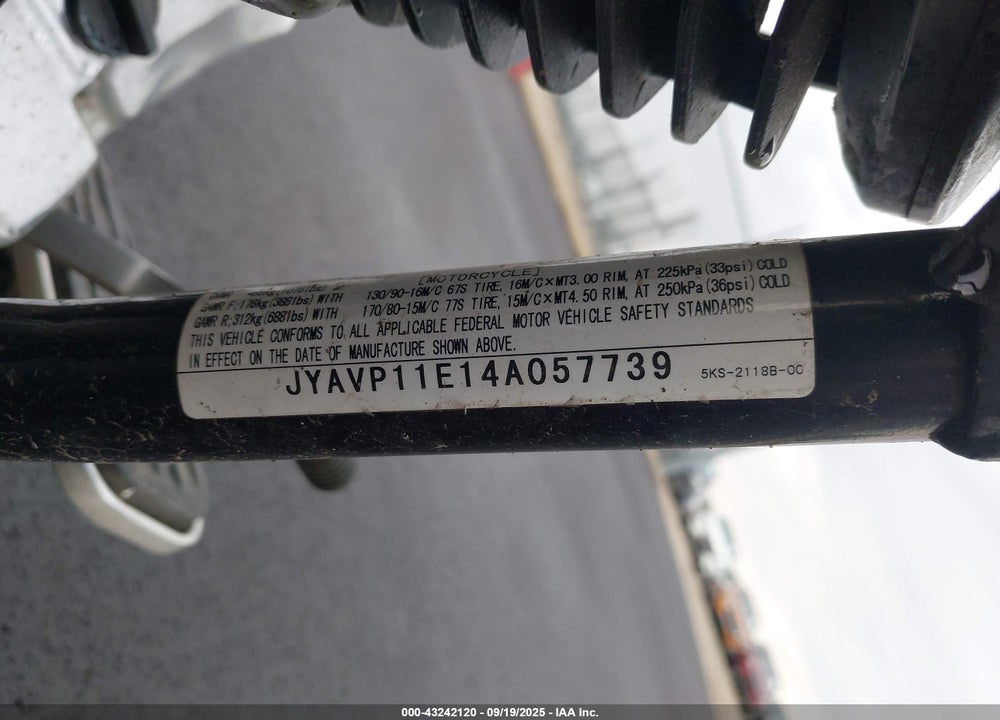 2004 YAMAHA XVS1100 A VIN: JYAVP11E14A057739