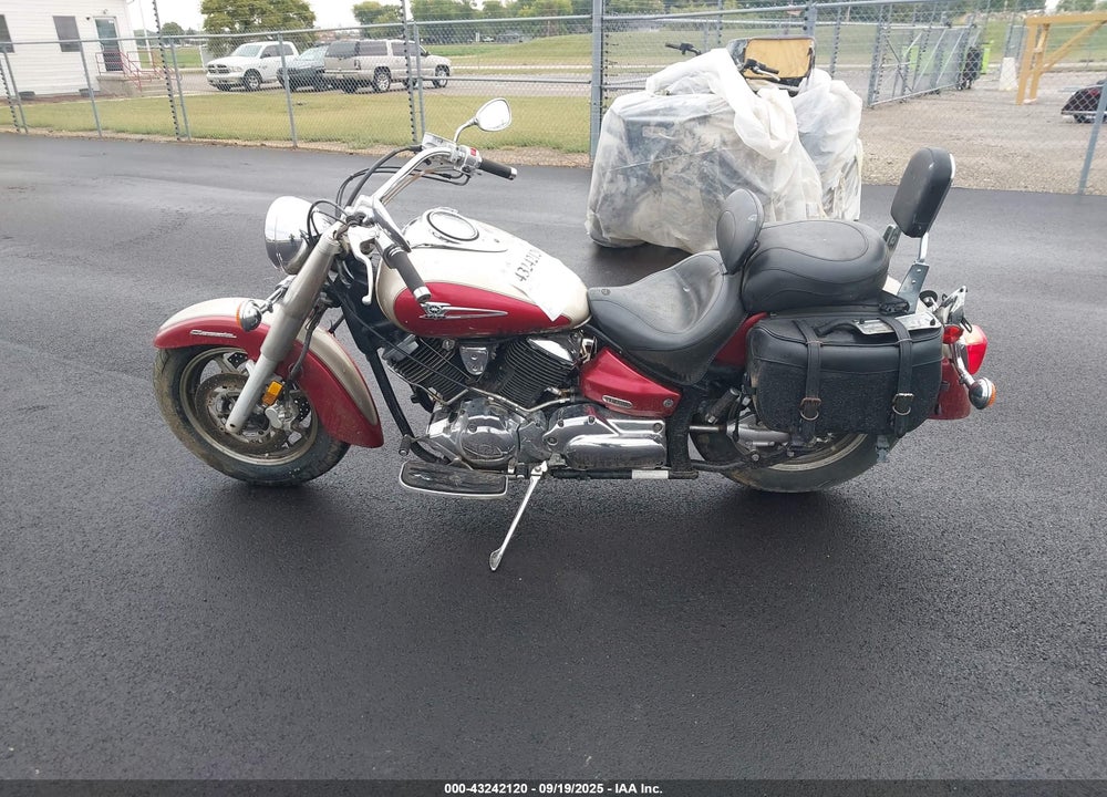 2004 YAMAHA XVS1100 A VIN: JYAVP11E14A057739