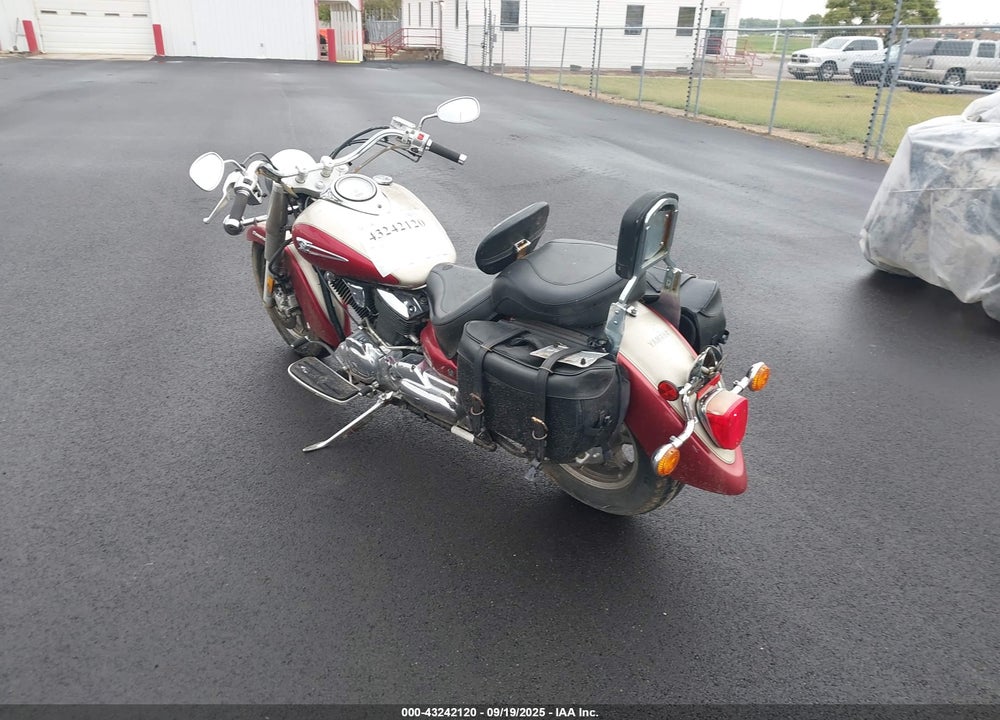 2004 YAMAHA XVS1100 A VIN: JYAVP11E14A057739