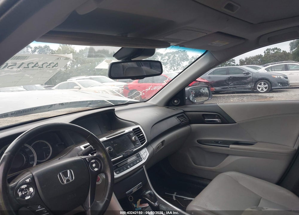 2013 HONDA ACCORD VIN: 1HGCR2F80DA052578