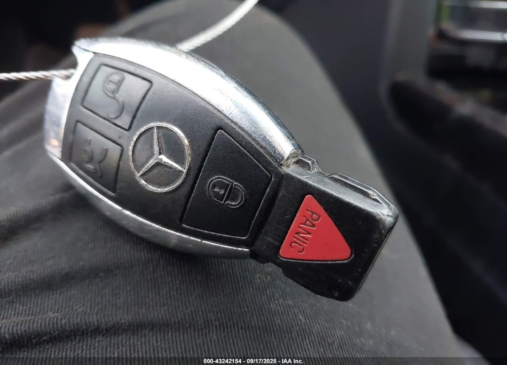 2010 MERCEDES-BENZ E-CLASS VIN: WDDHF8HB0AA196965