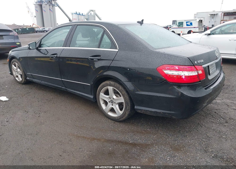 2010 MERCEDES-BENZ E-CLASS VIN: WDDHF8HB0AA196965