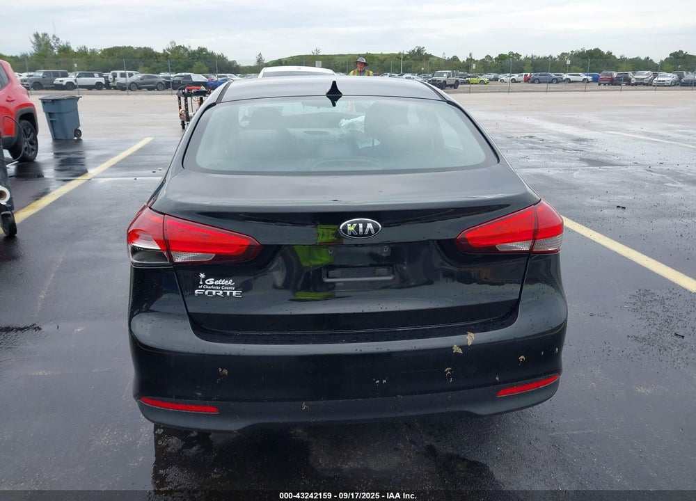 2018 KIA FORTE VIN: 3KPFL4A72JE166372