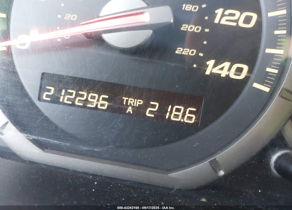2006 HONDA PILOT LX VIN: 5FNYF18176B002780