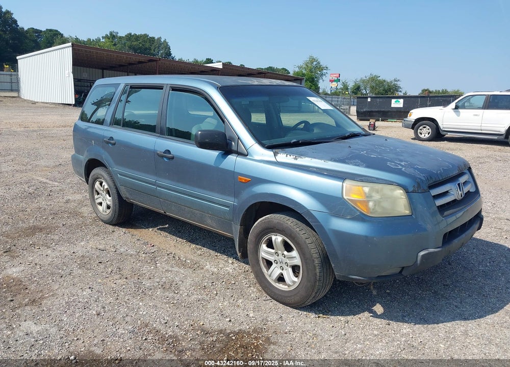 2006 HONDA PILOT LX VIN: 5FNYF18176B002780
