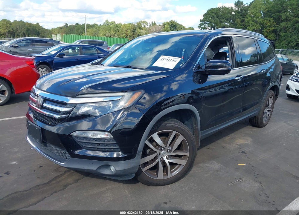 2017 HONDA PILOT VIN: 5FNYF5H91HB005559
