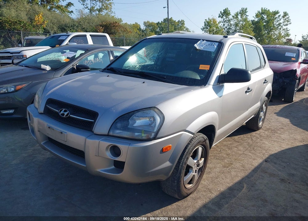 2005 HYUNDAI TUCSON GL VIN: KM8JM12B45U093016