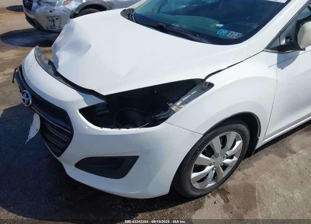2016 HYUNDAI ELANTRA GT VIN: KMHD35LH6GU315861