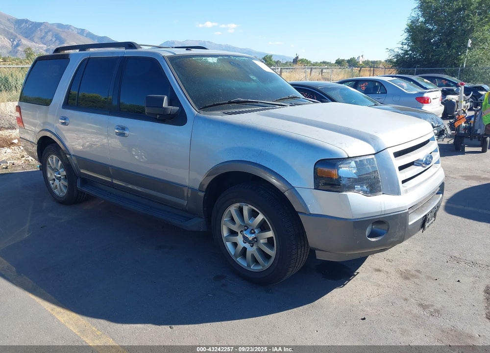 2011 FORD EXPEDITION XLT VIN: 1FMJU1H58BEF00665
