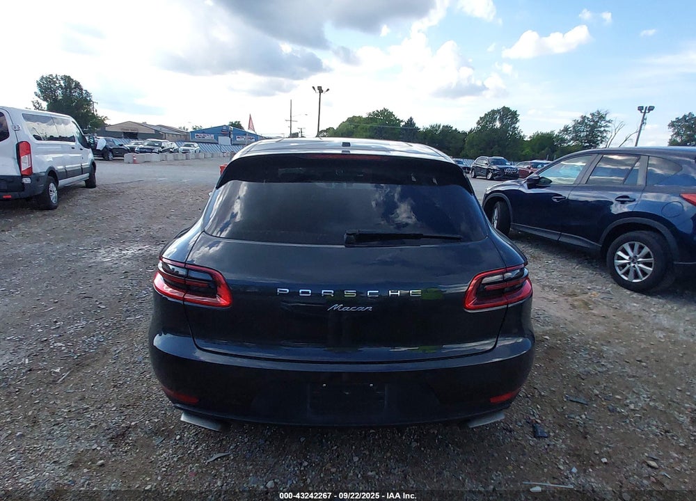 2018 PORSCHE MACAN VIN: WP1AA2A5XJLB00693