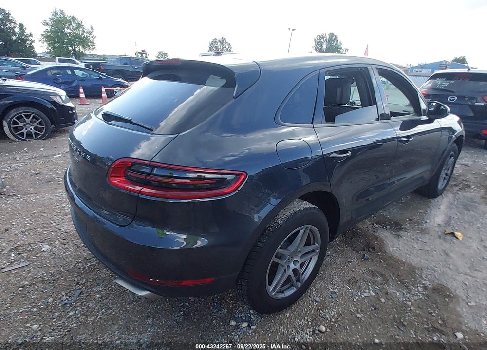 2018 PORSCHE MACAN VIN: WP1AA2A5XJLB00693