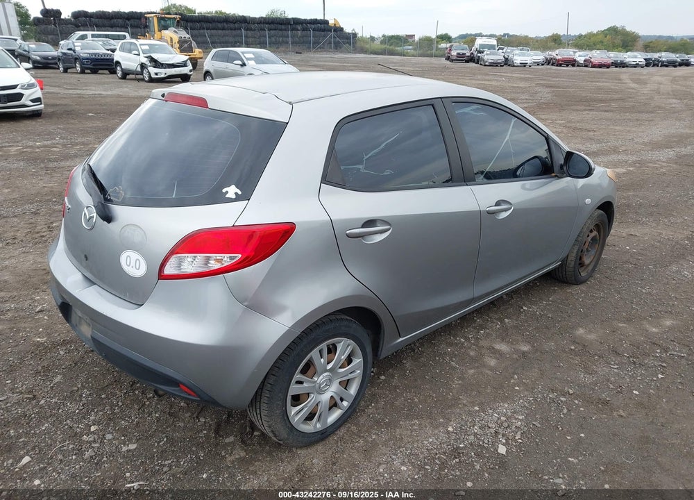 2011 MAZDA 2 SPORT VIN: JM1DE1HY5B0103582