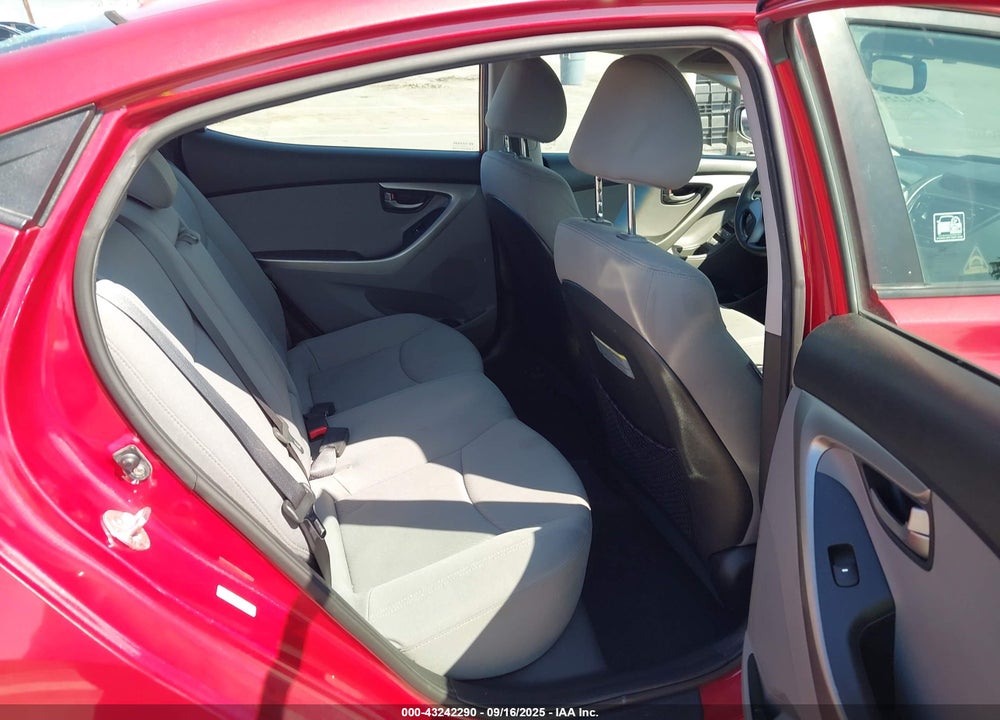 2013 HYUNDAI ELANTRA VIN: KMHDH4AE9DU011343