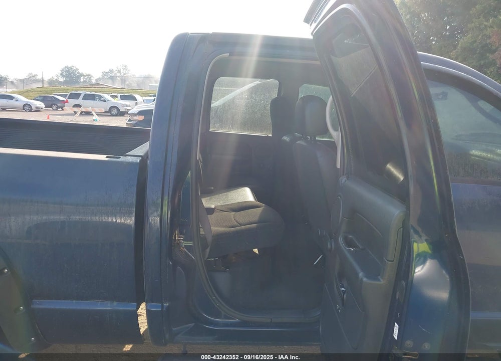 2004 DODGE RAM 1500 ST VIN: 1D7HU18N54S605984