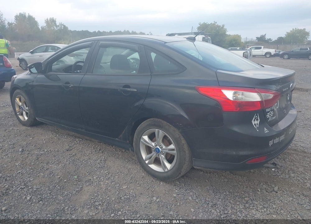 2014 FORD FOCUS SE VIN: 1FADP3F22EL141428