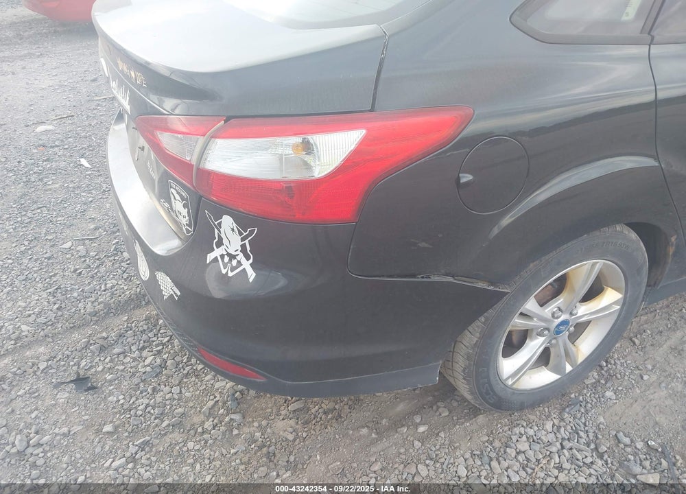 2014 FORD FOCUS SE VIN: 1FADP3F22EL141428