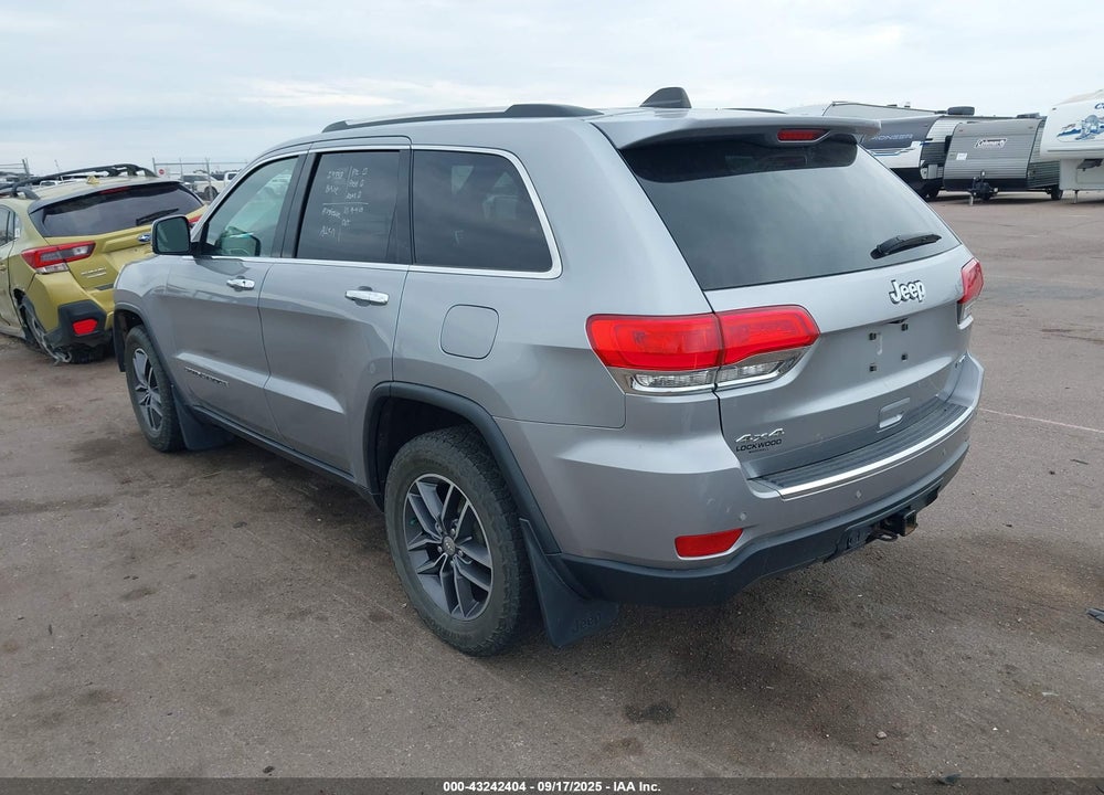 2018 JEEP GRAND CHEROKEE VIN: 1C4RJFBG3JC138410