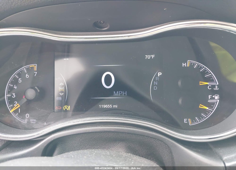 2018 JEEP GRAND CHEROKEE VIN: 1C4RJFBG3JC138410