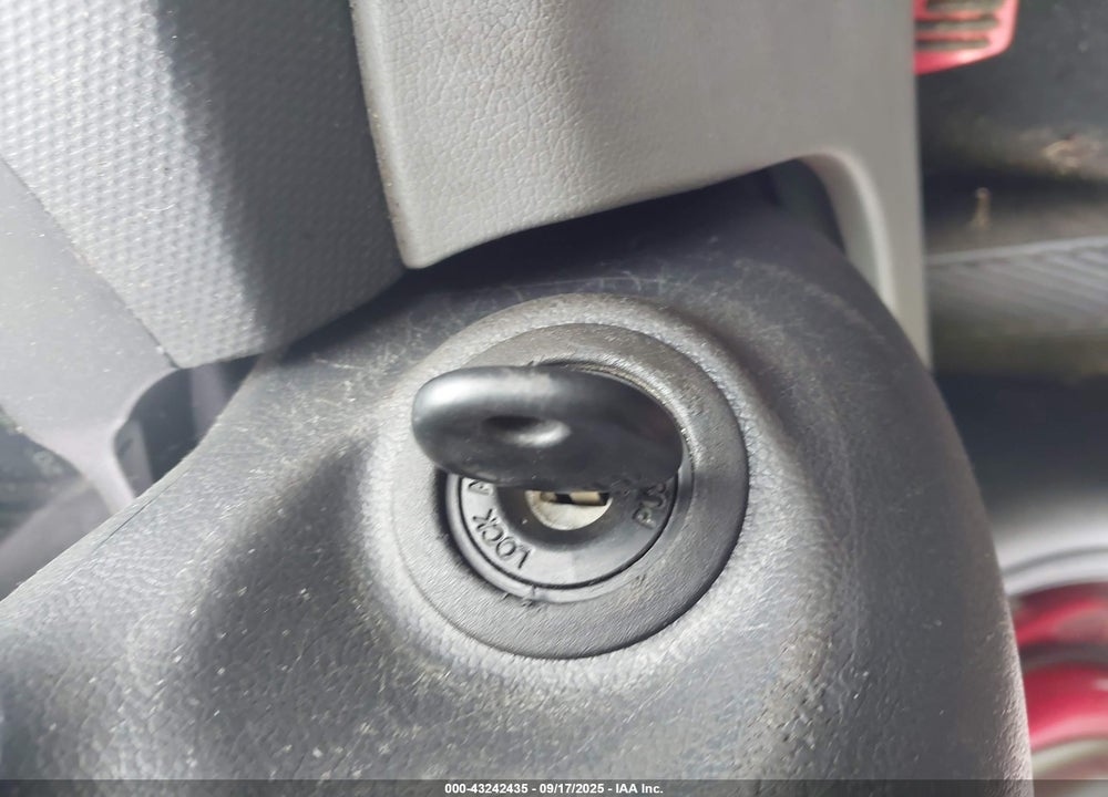 2016 HYUNDAI ACCENT VIN: KMHCT4AE5GU012066