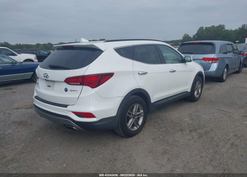 2017 HYUNDAI SANTA FE SPORT 2.4L VIN: 5XYZU3LB1HG385942