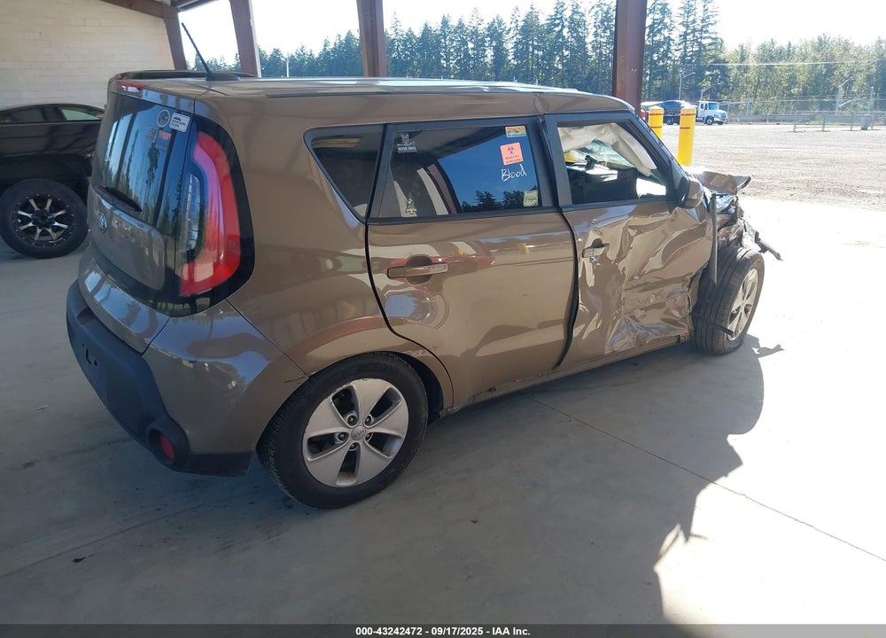 2015 KIA SOUL VIN: KNDJN2A23F7211632
