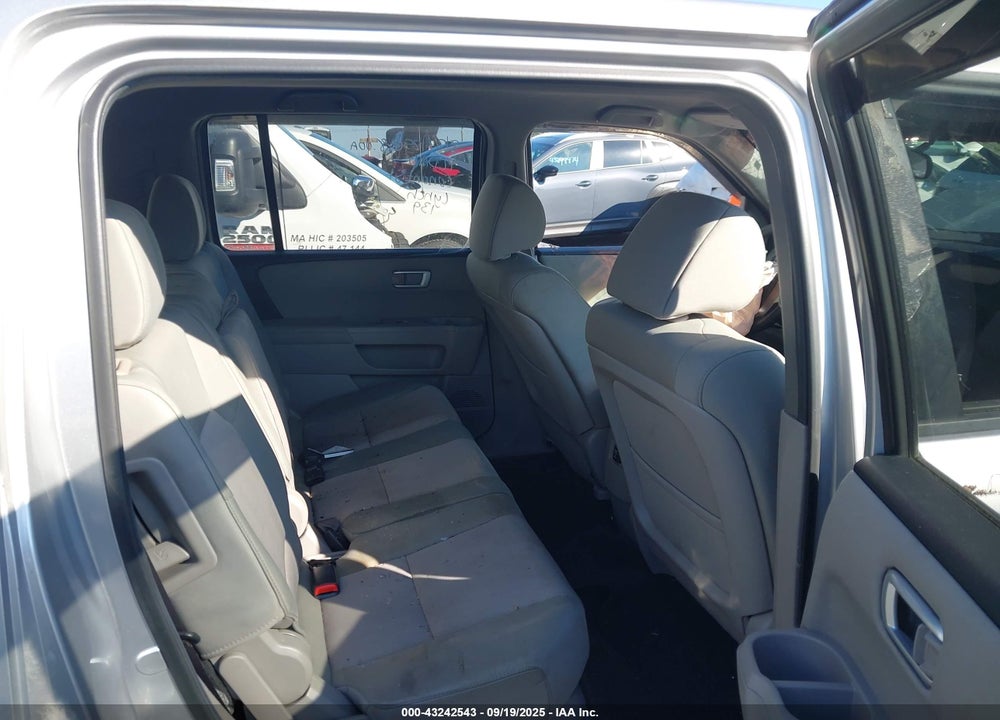 2012 HONDA PILOT VIN: 5FNYF4H49CB012783
