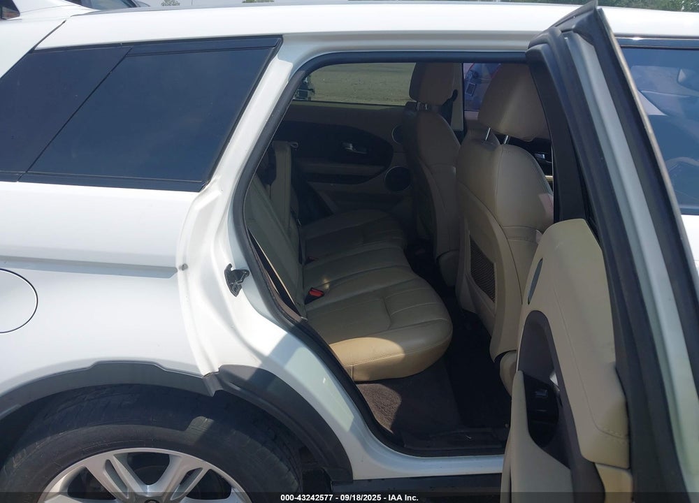 2016 LAND ROVER RANGE ROVER EVOQUE VIN: SALVP2BG7GH084801
