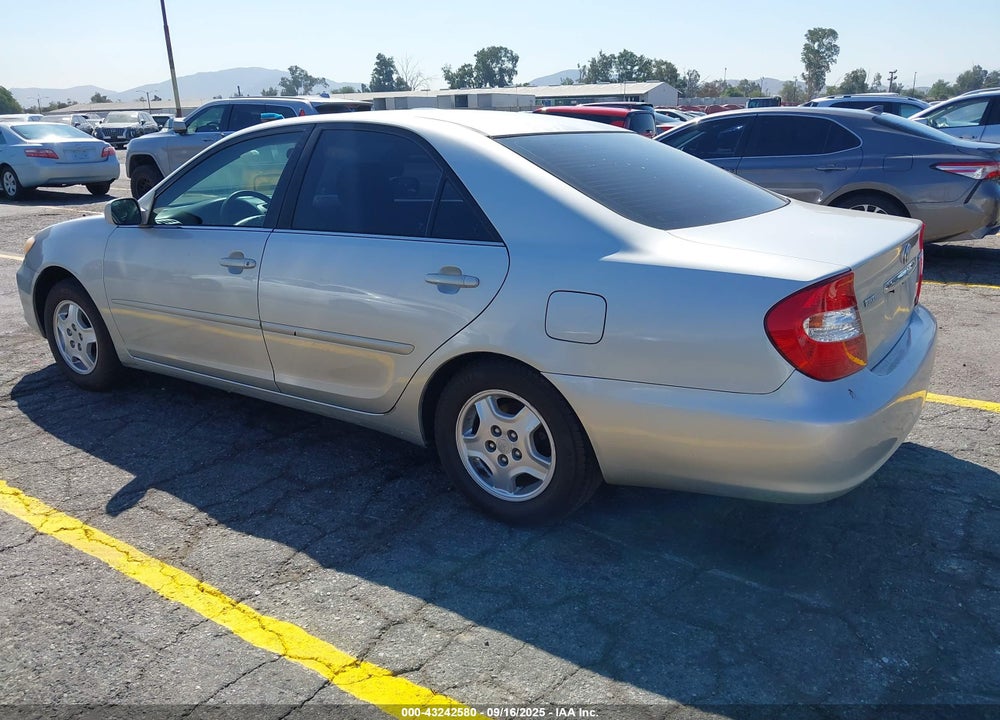 2002 TOYOTA CAMRY LE V6 VIN: 4T1BF32KX2U535609