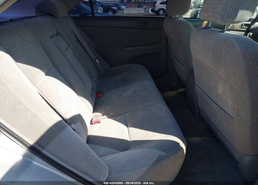 2002 TOYOTA CAMRY LE V6 VIN: 4T1BF32KX2U535609