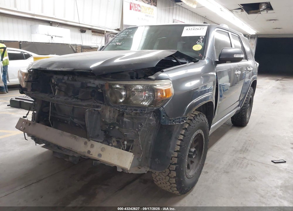 2010 TOYOTA 4RUNNER VIN: JTEBU5JR9A5032923