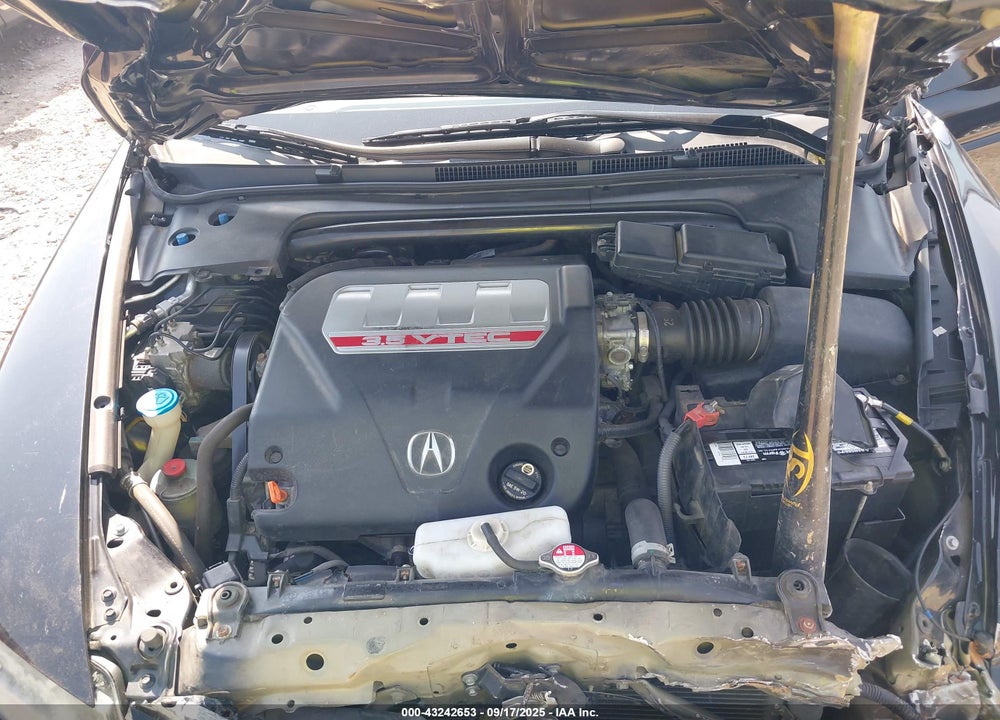 2008 ACURA TL TYPE S VIN: 19UUA75518A030109