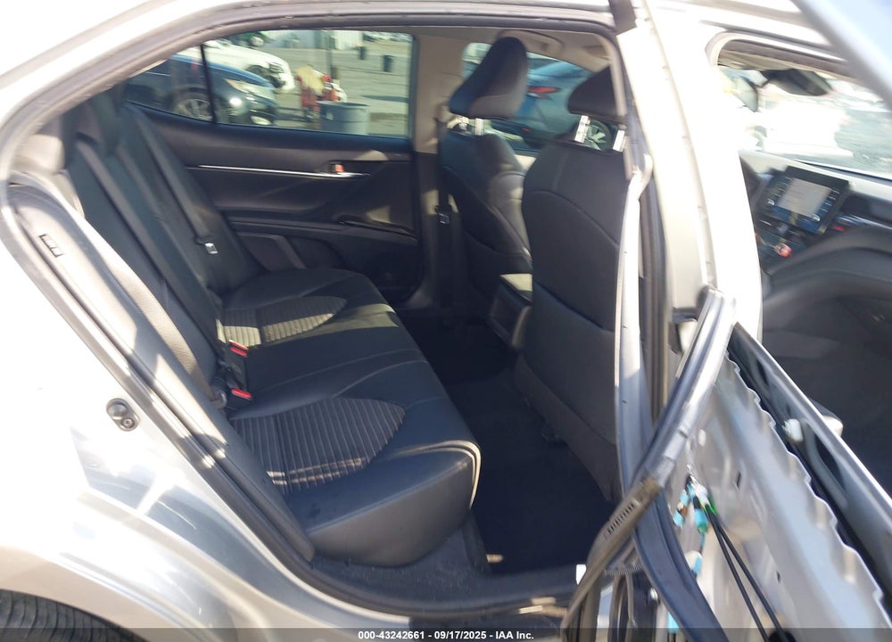 2021 TOYOTA CAMRY VIN: 4T1G11AK8MU555788