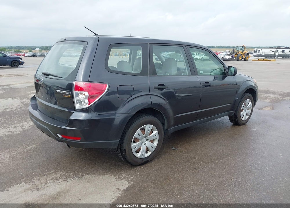 2010 SUBARU FORESTER 2.5X VIN: JF2SH6AC1AH729626