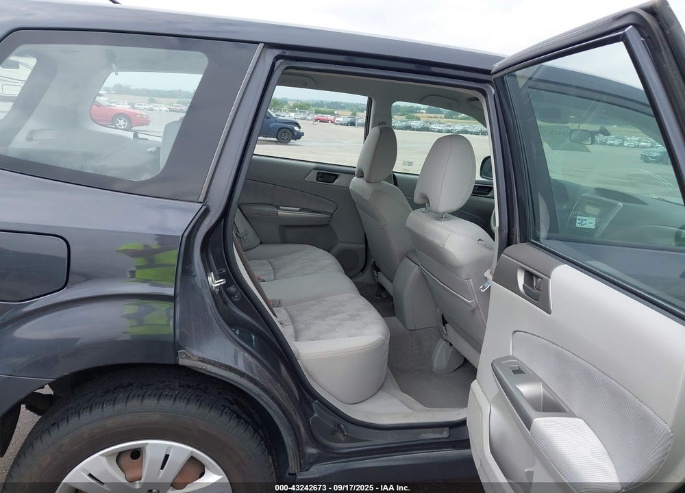 2010 SUBARU FORESTER 2.5X VIN: JF2SH6AC1AH729626
