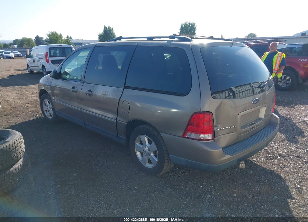 2005 FORD FREESTAR SES VIN: 2FMZA57645BA49912
