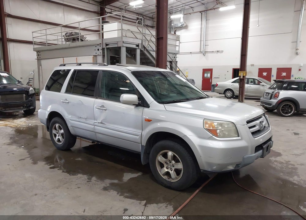 2006 HONDA PILOT EX-L VIN: 2HKYF18646H516244