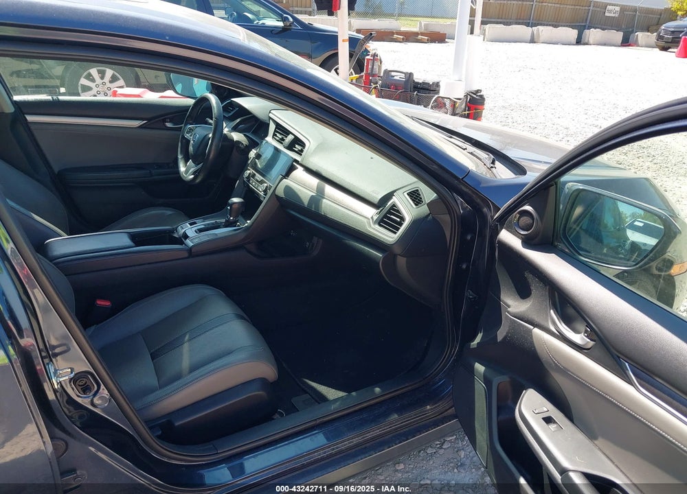 2016 HONDA CIVIC VIN: 19XFC1F7XGE040132