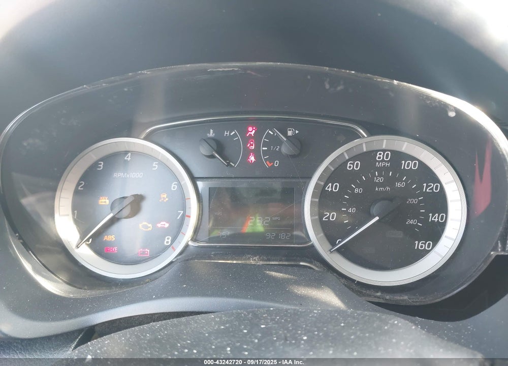 2014 NISSAN SENTRA VIN: 3N1AB7AP7EY302095